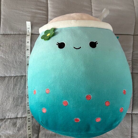 LIKE NEW, Squishmallows Jakarria The Blue Bobba Tea - retails $40 - Picture 2 of 9